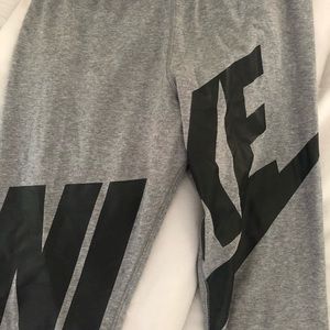 Nike workout leggings
